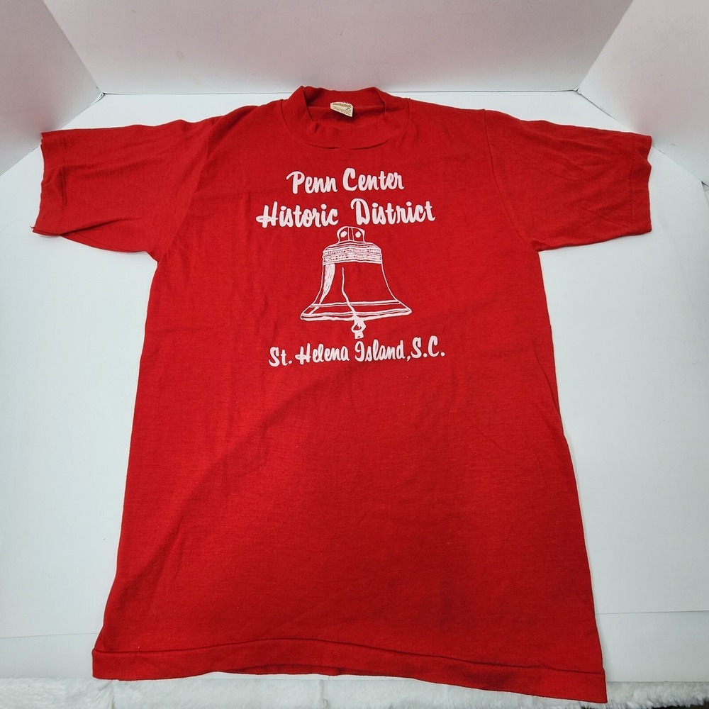 80s Sportswear Penn Center Historic Dist Sz M St. Helena Island S.C. T-Shirt Red
